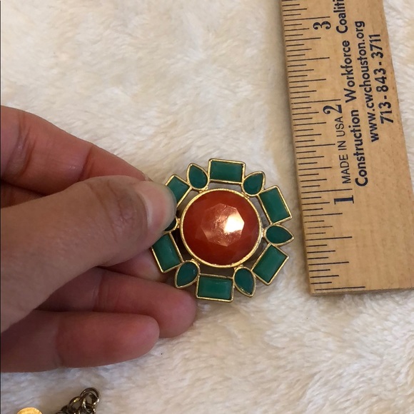 Faux Turquoise Fashion/Statement Jewelry Set - Picture 3 of 4